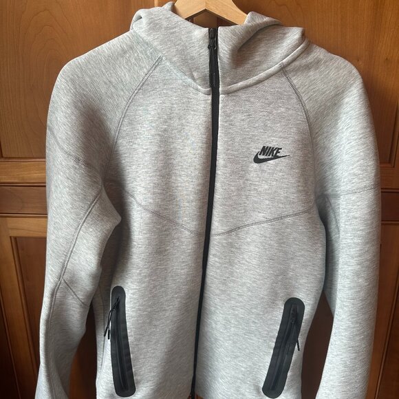 Nike Tech Hoodie Mens - Picture 1 of 2